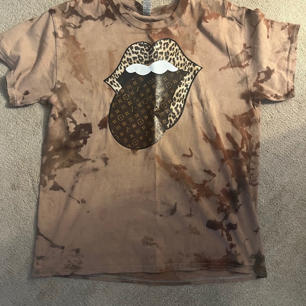 Graphic T-shirt